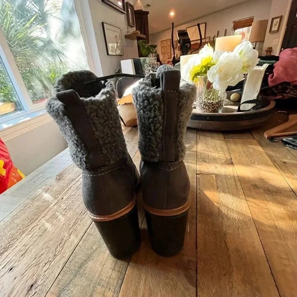 💗 Nine West Boots - 8M - Picture 5 of 7